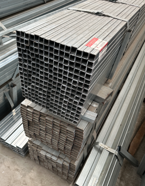 博尔塔拉现货供应30*50*2镀锌方管50*80*3.0 20*20*1.5 20*40*2.0规格齐全